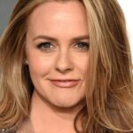 อลิเซียซิลเวอร์สโตน (Alicia Silverstone)