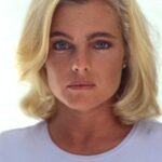 เอริก้า เอเลเนียค (Erika Eleniak)