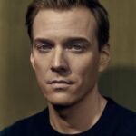 เจค เอเบล (Jake Abel)