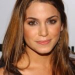 นิคกี้ รีด (Nikki Reed)