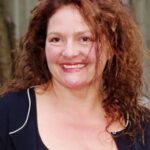 ไอดา ตูร์ตูร์โร (Aida Turturro)