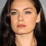 อเล็กซ่า ดาวาโลส (Alexa Davalos)