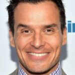 อันโตนิโอ ซาบาโต จูเนียร์ (Antonio Sabàto, Jr.)