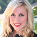 แอชลีย์ เอคสเตน (Ashley Eckstein)