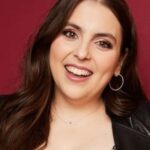 บีนี่ เฟลด์สไตน์ (Beanie Feldstein)