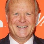 บิลล์ ฟาเกอร์บัคเค่ (Bill Fagerbakke)