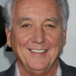 บ็อบ กันตัน (Bob Gunton)