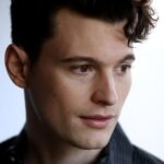ไบรอัน เดชาร์ต (Bryan Dechart)