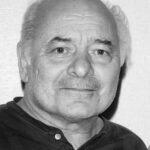 เบิร์ต ยัง (Burt Young)