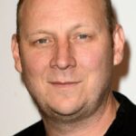 แดน บัคเคดาห์ล (Dan Bakkedahl)