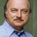 เดนนิส ฟรานซ์ (Dennis Franz)