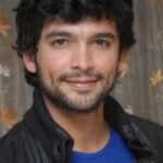 ดิแกนธ์ แมนชาเล (Diganth Manchale)