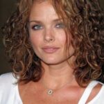 ไดน่า เมเยอร์ (Dina Meyer)