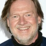 โดนัล โลเก (Donal Logue)