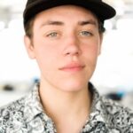 อีธาน คัตโคสกี้ (Ethan Cutkosky)