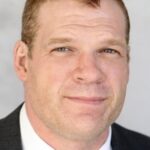 เกล็นน์ เจคอบส์ (Glenn Jacobs)
