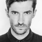 กวิลิม ลี (Gwilym Lee)