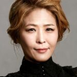 ฮวาง ซอก-จอง (Hwang Seok-jeong)