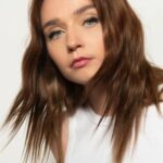 เจสสิก้า บาร์เดน (Jessica Barden)