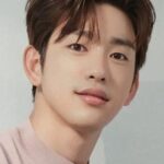 จินยอง (Jinyoung)