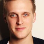 จอห์น เออรี่ (John Early)