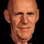 จอห์นนี่ เมลวิลล์ (Johnny Melville)
