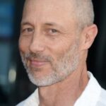 จอน กรีส์ (Jon Gries)