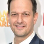 จอช ชาร์ลส์ (Josh Charles)