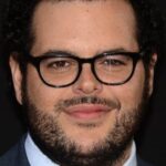 จอช แกด (Josh Gad)