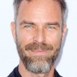 เจอาร์ เบิร์น (JR Bourne)