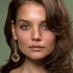 เคธี่ โฮล์มส์ (Katie Holmes)