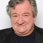 เคน สต็อตต์ (Ken Stott)