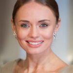 ลอร่า แฮดด็อก (Laura Haddock)