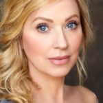 ลีห์-อัลลิน เบเกอร์ (Leigh-Allyn Baker)