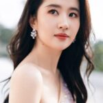 หลิวอี้เฟย (Liu Yifei)