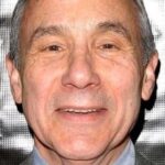 ลอยด์ คอฟแมน (Lloyd Kaufman)