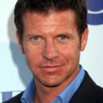 ลอยด์ โอเว่น (Lloyd Owen)