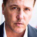 ล็อคลิน มูนโร (Lochlyn Munro)