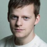 ลูคัส เฮดจ์ (Lucas Hedges)