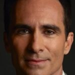 เนสเตอร์ คาร์โบเนลล์ (Nestor Carbonell)