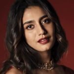 ปริยา ประกาศ วาริเออร์ (Priya Prakash Varrier)