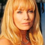 รีเบคก้า เดอ มอร์เนย์ (Rebecca De Mornay)