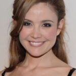 เรโกะ อายส์เวิร์ธ (Reiko Aylesworth)