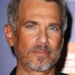 ร็อบบี้ เบนสัน (Robby Benson)