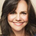 แซลลี่ ฟิลด์ (Sally Field)