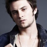 ไซโลห์ เฟอร์นานเดซ (Shiloh Fernandez)