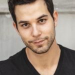 สกายเลอร์ แอสติน (Skylar Astin)
