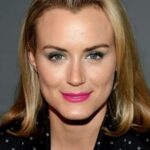 เทย์เลอร์ ชิลลิง (Taylor Schilling)