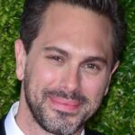 โทมัส ซาโดสกี้ (Thomas Sadoski)