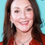 เทรส แม็คนีล (Tress MacNeille)